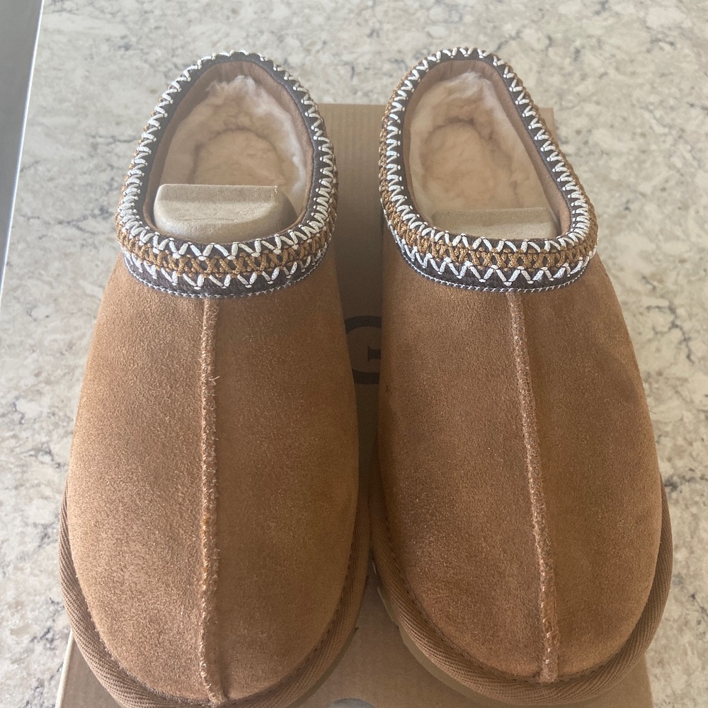 Brand New UGG Tasman Women’s Size 8